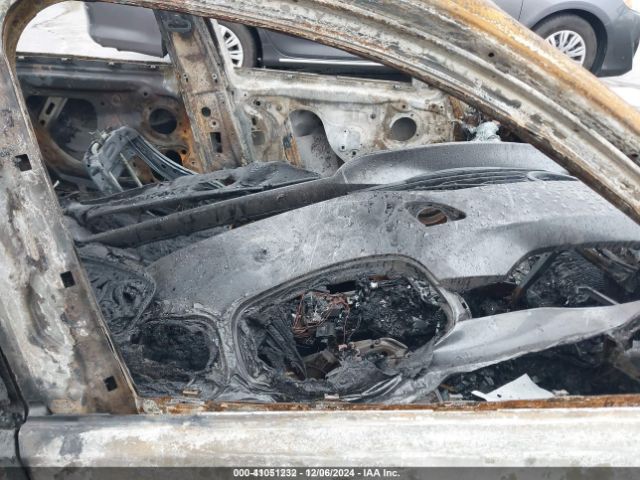 WBA3A5C57FF609832 BMW 328I