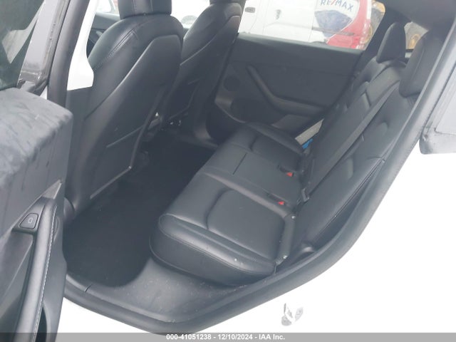 2021 TESLA MODEL Y 5YJYGDEE8MF300242 Photo 7