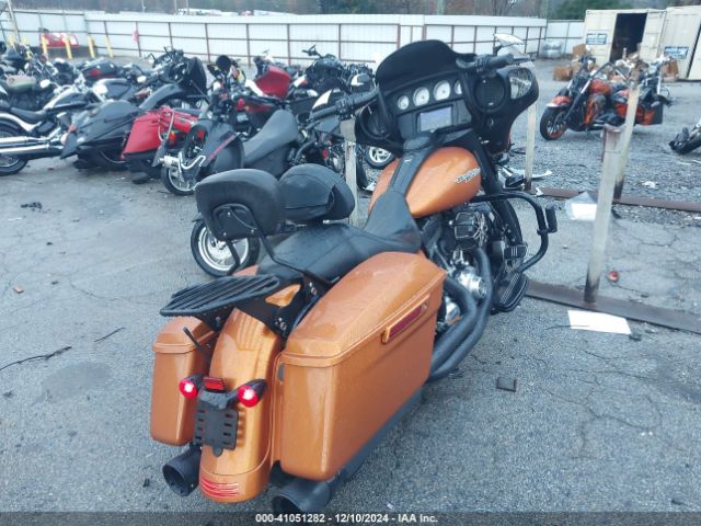 2016 HARLEY-DAVIDSON FLHX 1HD1KBM10GB608773 Photo 3