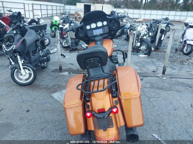 2016 HARLEY-DAVIDSON FLHX 1HD1KBM10GB608773 Photo 5