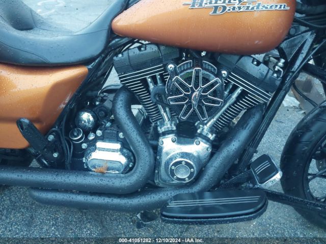 2016 HARLEY-DAVIDSON FLHX 1HD1KBM10GB608773 Photo 7