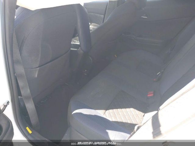 NMTKHMBXXMR140318 Toyota C-HR XLE