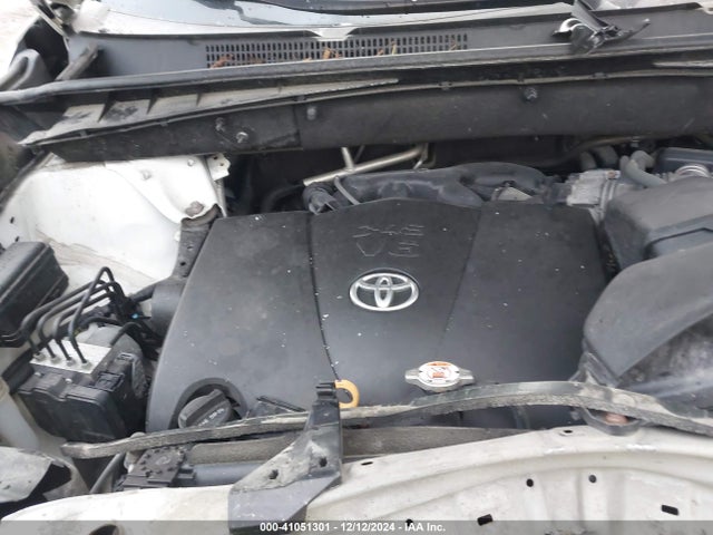 Toyota Highlander Xle 2018 5TDJZRFH7JS860472 Image 10