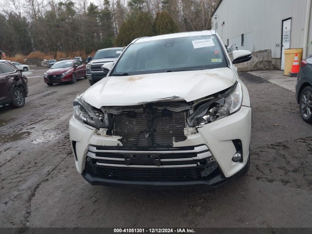 Toyota Highlander Xle 2018 5TDJZRFH7JS860472 Image 12