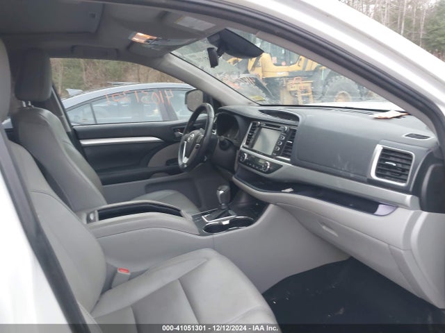 Toyota Highlander Xle 2018 5TDJZRFH7JS860472 Image 5