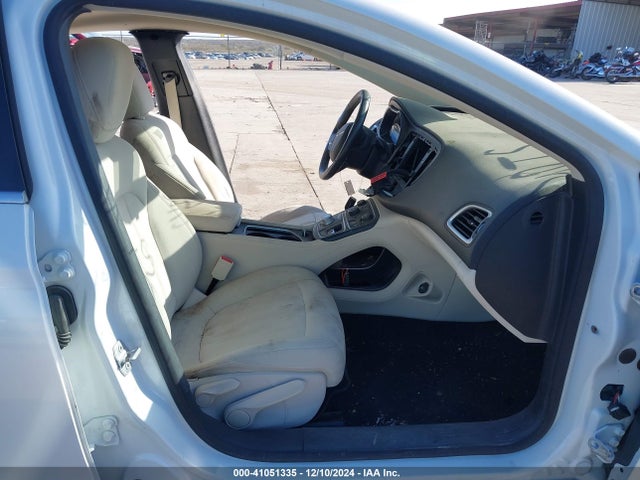 1C3CCCAB5FN704748 Chrysler 200 Limited