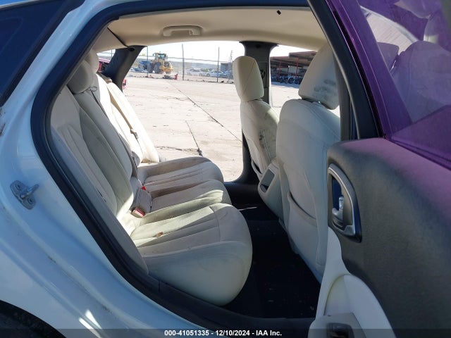 1C3CCCAB5FN704748 Chrysler 200 Limited