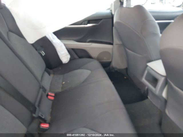 4T1C11AKXNU666682 Toyota CAMRY LE