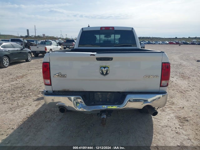 1C6RR7GT0HS549209 RAM 1500 Big Horn  4x4 6'4 Box