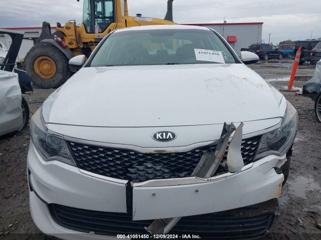 KIA OPTIMA EX 2016 5XXGU4L32GG096951 Image 12