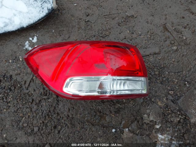 5XYPGDA3XJG344425 KIA Sorento 2.4l Lx