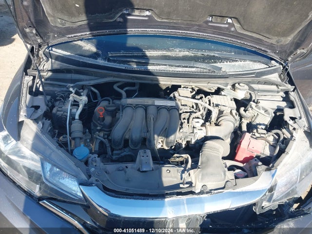 Honda FIT LX 2019 3HGGK5H48KM720032 Image 10