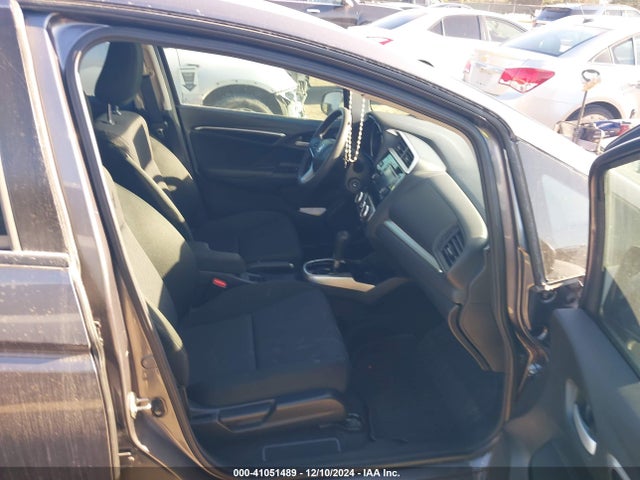 Honda FIT LX 2019 3HGGK5H48KM720032 Image 5