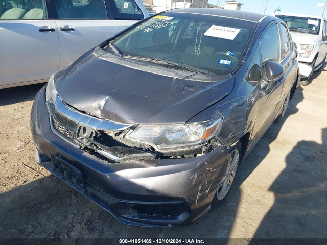 Honda FIT LX 2019 3HGGK5H48KM720032 Image 6