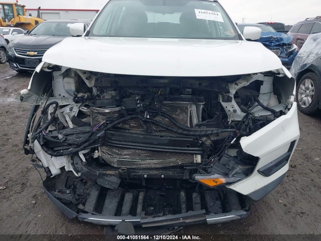 5N1AT2MT4JC774212 Nissan ROGUE S