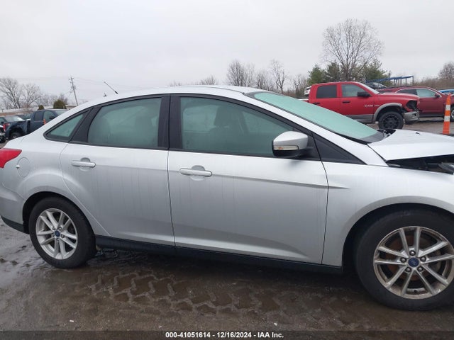 Ford FOCUS SE 2016 1FADP3F24GL329547 Image 13