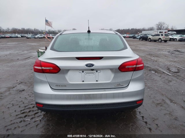 Ford FOCUS SE 2016 1FADP3F24GL329547 Image 16