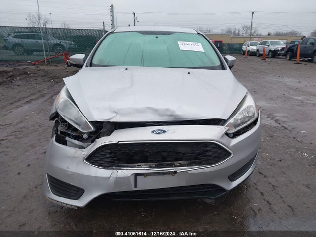 Ford FOCUS SE 2016 1FADP3F24GL329547 Image 6