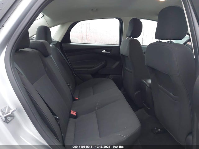 Ford FOCUS SE 2016 1FADP3F24GL329547 Image 8