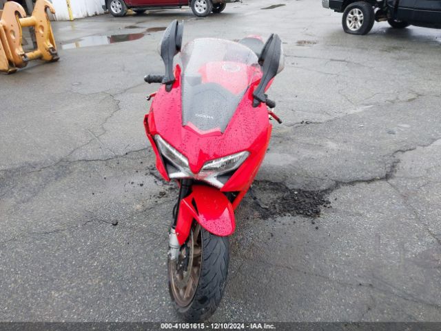 2014 HONDA VFR800 JH2RC7913EK000192 Photo 4