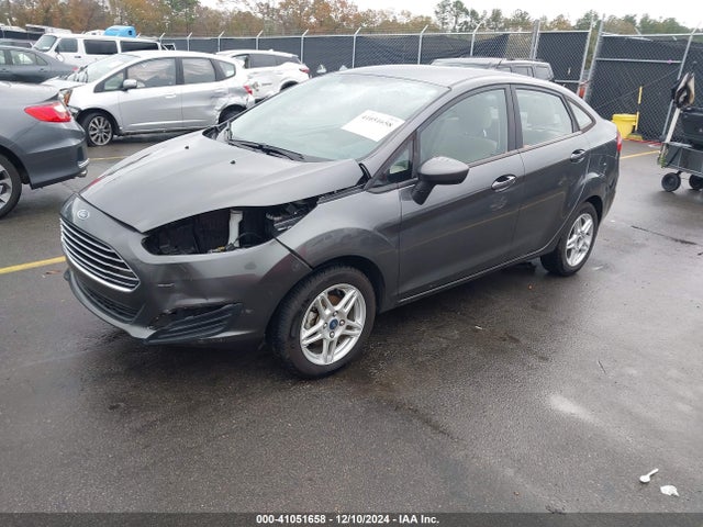 Ford FIESTA SE 2019 3FADP4BJ6KM144300 Image 2
