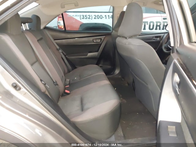 Toyota COROLLA LE 2018 5YFBURHE6JP795046 Image 8