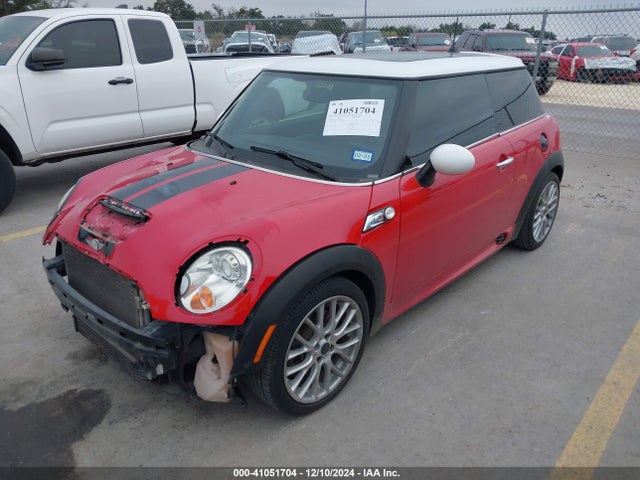 2011 MINI COOPER S WMWSV3C52BTY16239 Photo 1