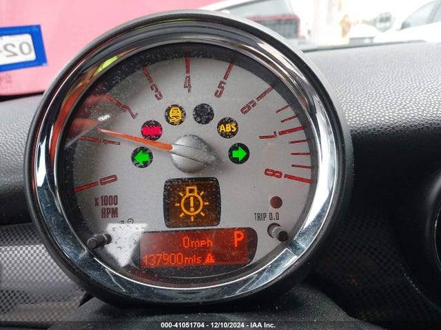 2011 MINI COOPER S WMWSV3C52BTY16239 Photo 6