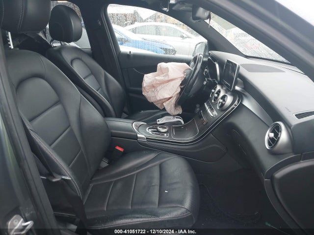WDC0G4KB8JV023624 Mercedes-Benz Glc 300 4matic