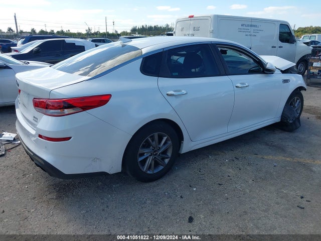 KIA Optima Lx 2020 5XXGT4L33LG439702 Image 4