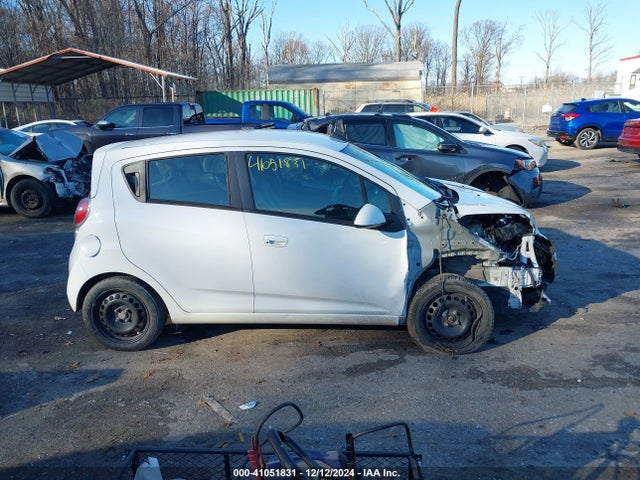 Chevrolet Spark 1lt Cvt 2015 KL8CD6S98FC727452 Image 14