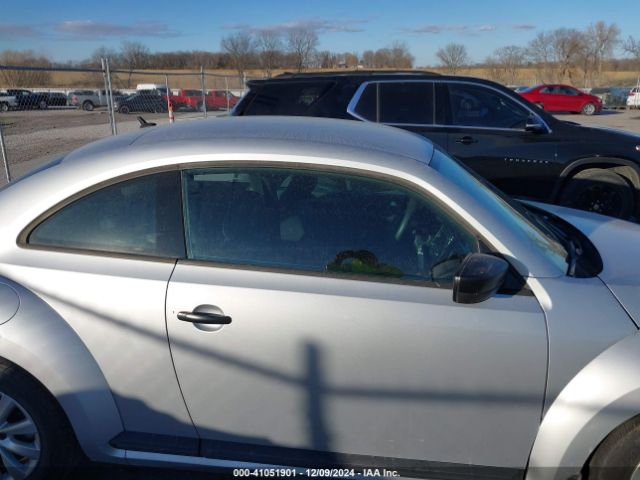3VWF17AT8EM640628 Volkswagen Beetle 1.8t Entry