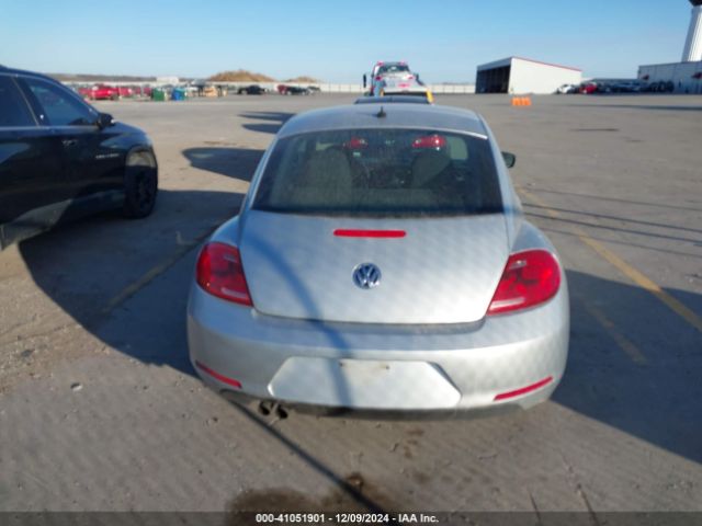 3VWF17AT8EM640628 Volkswagen Beetle 1.8t Entry