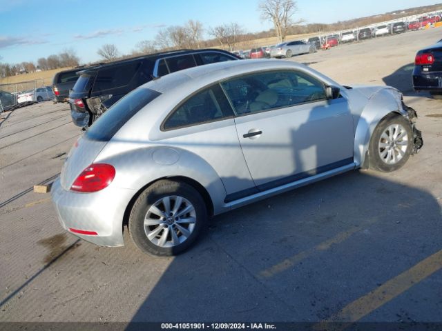 3VWF17AT8EM640628 Volkswagen Beetle 1.8t Entry