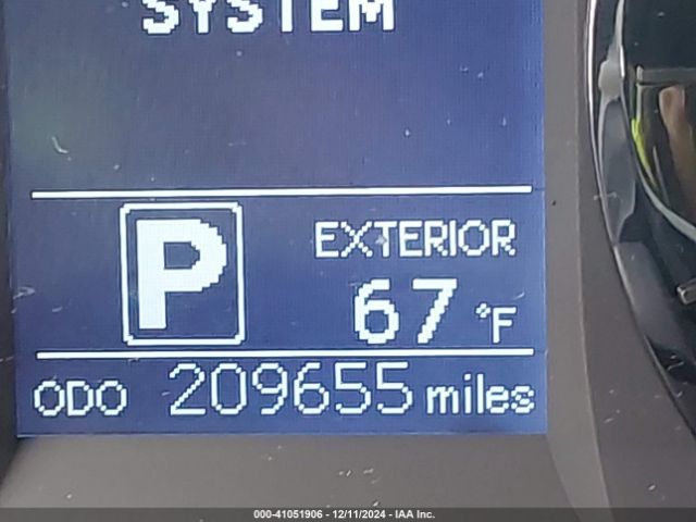 5TDKZ3DC6HS844685 Toyota Sienna Le 8 Passenger