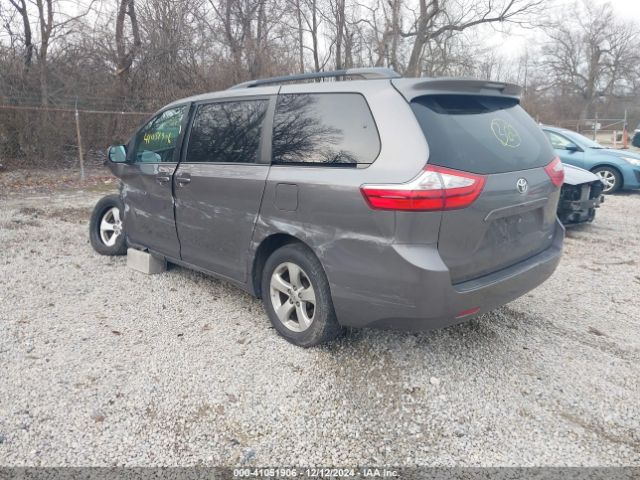 5TDKZ3DC6HS844685 Toyota Sienna Le 8 Passenger