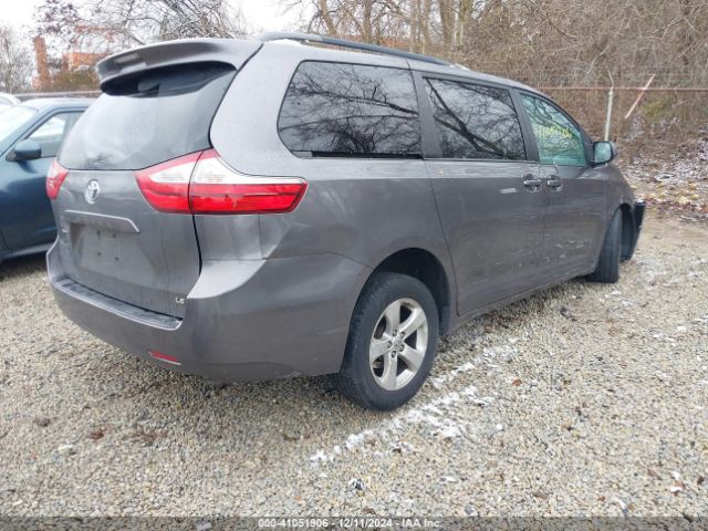 5TDKZ3DC6HS844685 Toyota Sienna Le 8 Passenger
