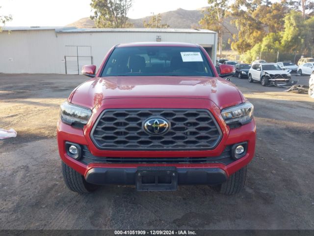 3TMCZ5ANXNM492647 Toyota Tacoma Trd Off Road