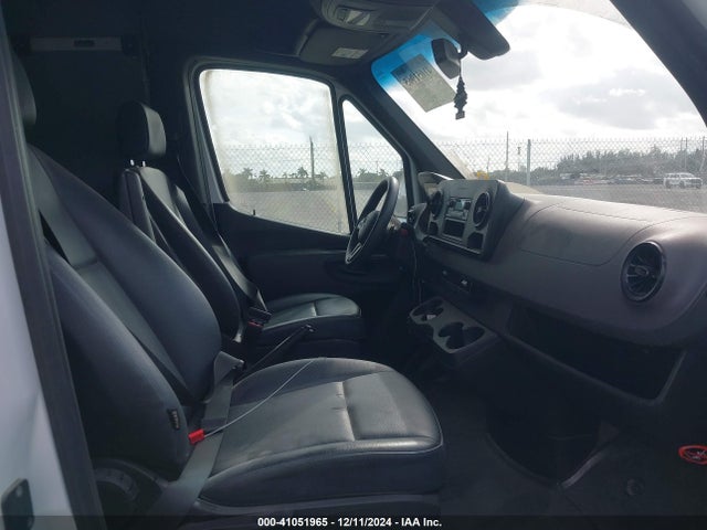 W1Y40CHY7NT090035 Mercedes-Benz Sprinter 2500 High Roof I4