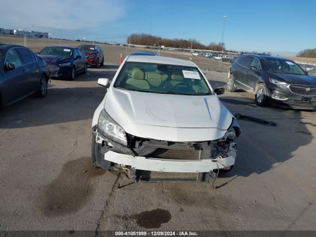 1G11D5SL8FF206677 Chevrolet MALIBU 2LT