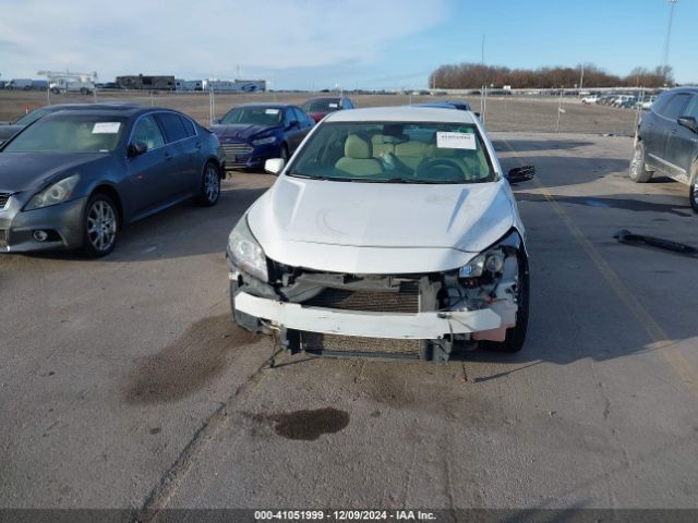 1G11D5SL8FF206677 Chevrolet MALIBU 2LT