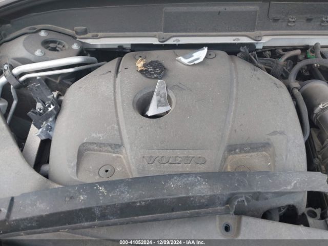 2019 VOLVO XC60 LYV102RK3KB238662 Photo 9