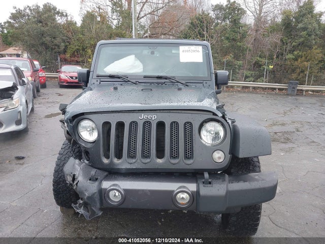 1C4BJWDG1HL666391 Jeep Wrangler Unlimited Big Bear 4x4
