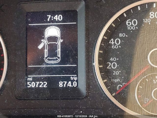 WVGAV7AX9GW588932 Volkswagen TIGUAN S