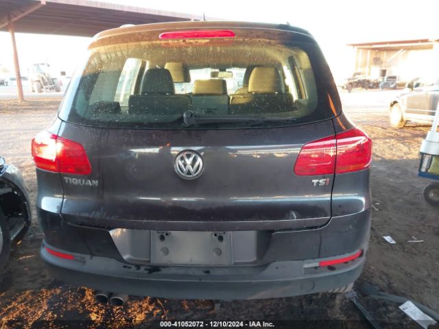 WVGAV7AX9GW588932 Volkswagen TIGUAN S
