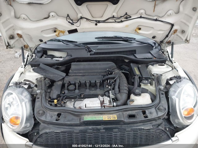 2008 MINI COOPER S WMWMF73548TV34920 Photo 9