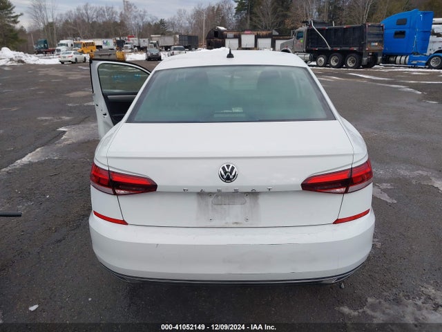1VWAA7A34MC018568 Volkswagen Passat 2.0t S