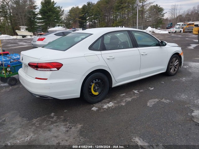 1VWAA7A34MC018568 Volkswagen Passat 2.0t S