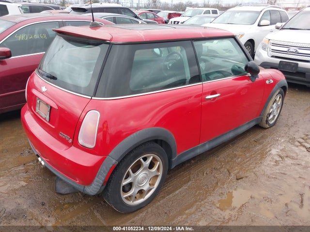 2004 MINI COOPER S WMWRE33474TD82735 Photo 3
