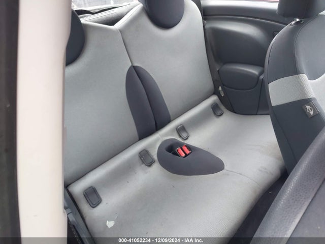 2004 MINI COOPER S WMWRE33474TD82735 Photo 7